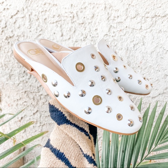 Sold Gianni Bini white leather grommet mules - Picture 3 of 7